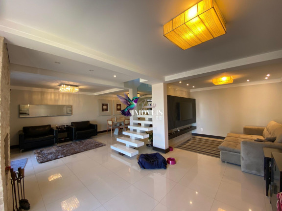 Imagem Casa com 4 Quartos à Venda, 204 m² em Centenário - Torres
