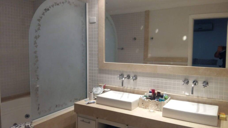 Imagem Casa com 4 Quartos à Venda, 695 m² em Alphaville - Santana De Parnaíba