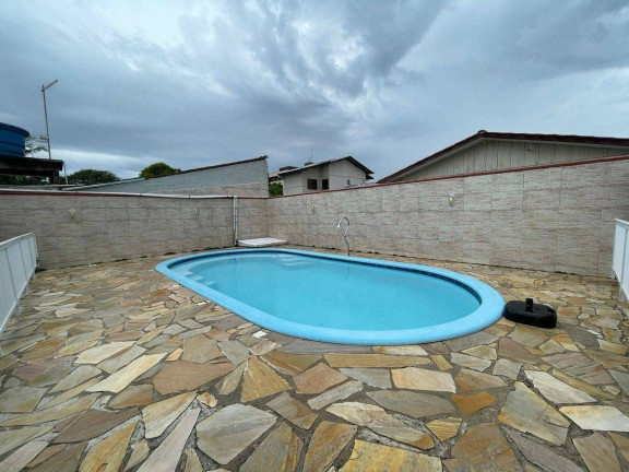 Imagem Casa com 3 Quartos para Temporada, 327 m² em Itapema Do Norte - Itapoá