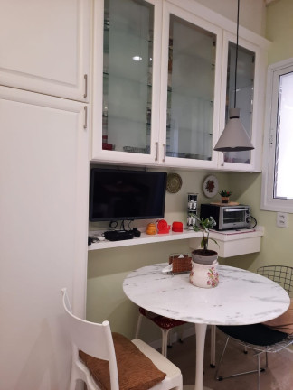 Imagem Imóvel com 2 Quartos à Venda,  em Moinhos De Vento - Porto Alegre