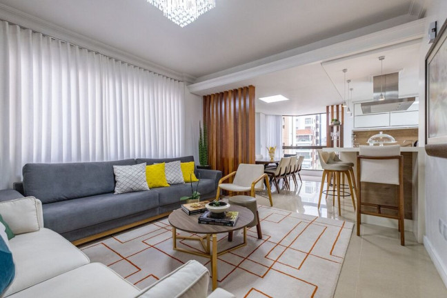 Imagem Apartamento com 3 Quartos à Venda, 114 m² em Centro - Florianópolis