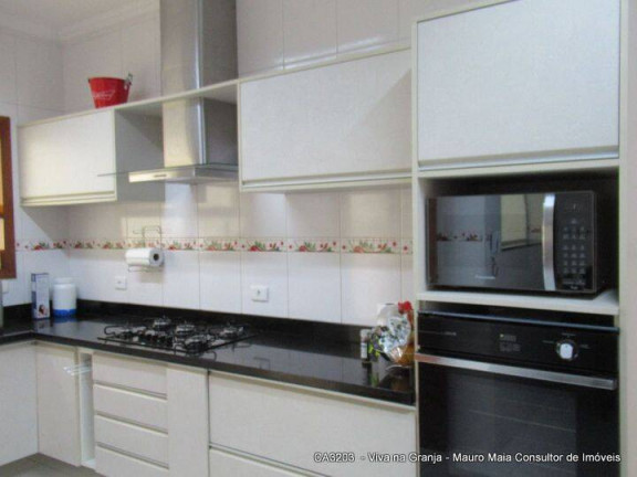 Imagem Casa com 3 Quartos à Venda, 500 m² em Pousada Dos Bandeirantes - Carapicuíba