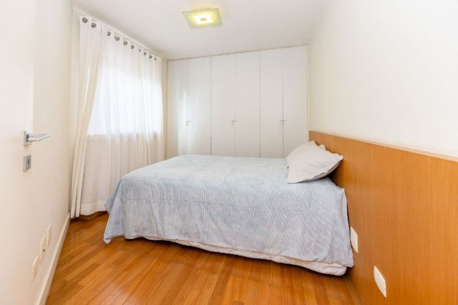 Imagem Imóvel com 3 Quartos à Venda, 180 m² em Moema - São Paulo Imagem Imóvel com 3 Quartos à Venda, 180 m² em Moema - São Paulo