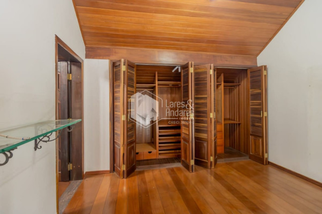 Imagem Casa com 5 Quartos à Venda, 425 m² em Tremembé - São Paulo Imagem Casa com 5 Quartos à Venda, 425 m² em Tremembé - São Paulo