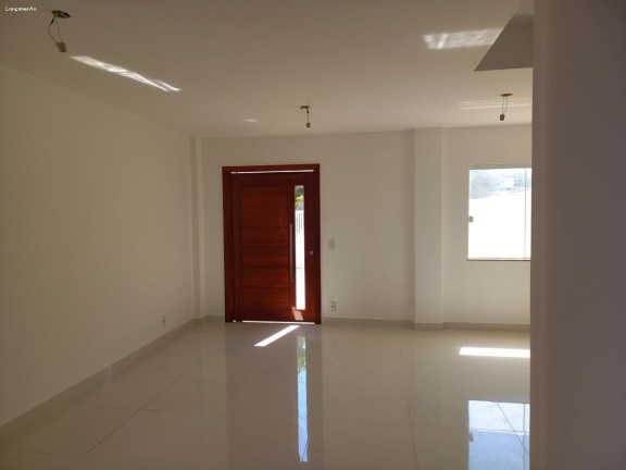 Imagem Casa com 3 Quartos à Venda,  em Bairro Peixoto - Niterói