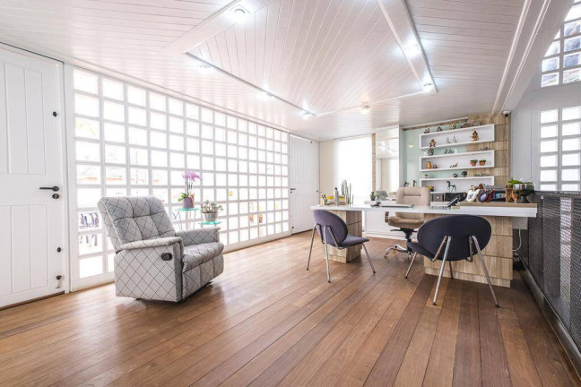 Imagem Casa com 3 Quartos à Venda,  em Agronomica - Florianópolis