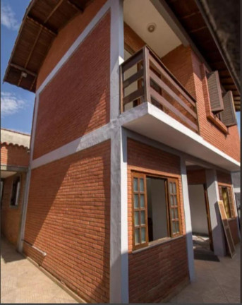 Sobrado com 3 Quartos para Alugar, 277 m² em  Parque Sonia - São Paulo