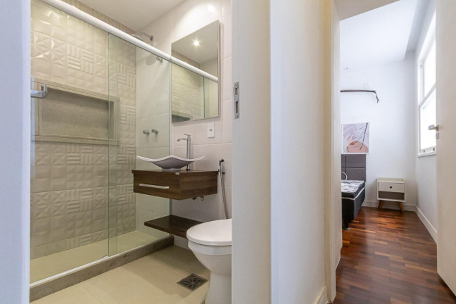 Imagem Apartamento com 1 Quarto à Venda, 80 m² em Copacabana - Rio De Janeiro