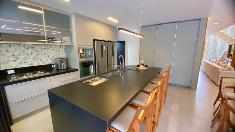 Imagem Casa com 6 Quartos à Venda, 403 m² em Riviera - Bertioga Imagem Casa com 6 Quartos à Venda, 403 m² em Riviera - Bertioga
