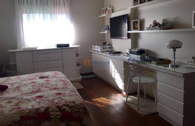 Imagem Imóvel com 4 Quartos à Venda, 222 m² em Cambuí - Campinas Imagem Imóvel com 4 Quartos à Venda, 222 m² em Cambuí - Campinas