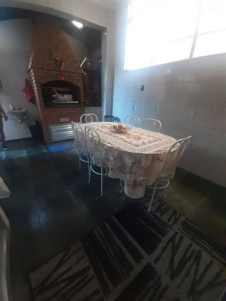 Imagem Casa com 3 Quartos à Venda, 125 m² em Vila Jaboticabeira - Taubaté Imagem Casa com 3 Quartos à Venda, 125 m² em Vila Jaboticabeira - Taubaté