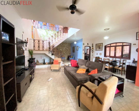 Imagem Imóvel com 3 Quartos à Venda, 358 m² em Canto Do Forte - Praia Grande Imagem Imóvel com 3 Quartos à Venda, 358 m² em Canto Do Forte - Praia Grande