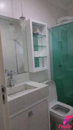 Imagem Casa com 7 Quartos à Venda, 484 m² em Armação - Florianópolis Imagem Casa com 7 Quartos à Venda, 484 m² em Armação - Florianópolis