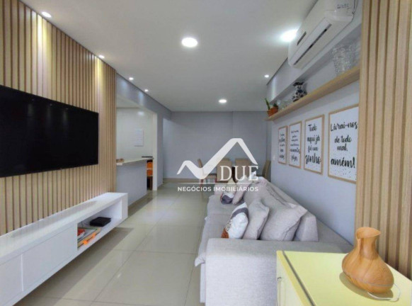 Imagem Apartamento com 2 Quartos à Venda, 85 m² em Marapé - Santos
