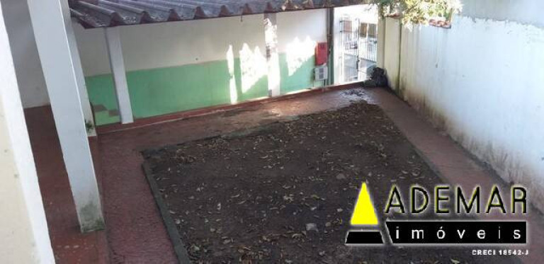 Imagem Casa com 2 Quartos à Venda, 340 m² em Taboão - Diadema