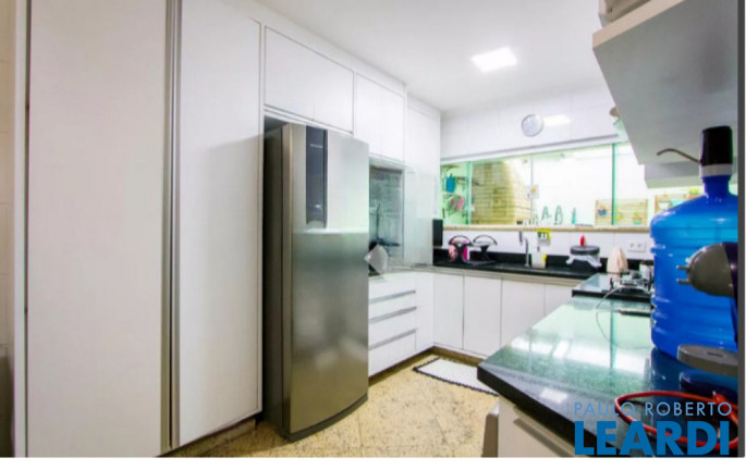 Imagem Sobrado com 3 Quartos à Venda, 175 m² em Vila Floresta - Santo André Imagem Sobrado com 3 Quartos à Venda, 175 m² em Vila Floresta - Santo André