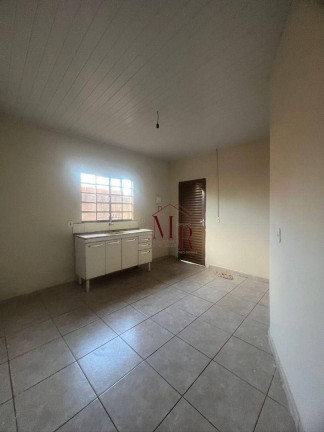 Imagem Casa com 3 Quartos para Alugar, 180 m² em Centro - Riolândia
