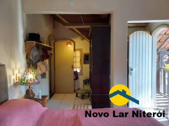 Imagem Casa com 5 Quartos à Venda, 250 m² em Piratininga - Niterói Imagem Casa com 5 Quartos à Venda, 250 m² em Piratininga - Niterói