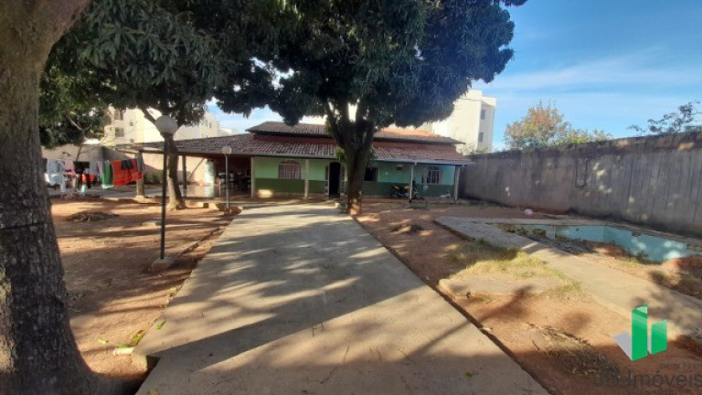 Imagem Casa com 3 Quartos à Venda, 136 m² em Planalto - Montes Claros Imagem Casa com 3 Quartos à Venda, 136 m² em Planalto - Montes Claros