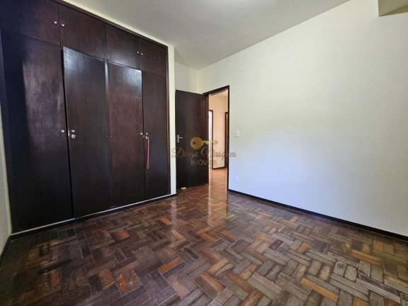 Imagem Casa com 4 Quartos à Venda, 320 m² em Parque Do Ingá - Teresópolis Imagem Casa com 4 Quartos à Venda, 320 m² em Parque Do Ingá - Teresópolis