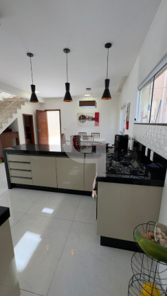 Imagem Casa com 3 Quartos à Venda, 336 m² em Vilas Do Atlântico - Lauro De Freitas Imagem Casa com 3 Quartos à Venda, 336 m² em Vilas Do Atlântico - Lauro De Freitas