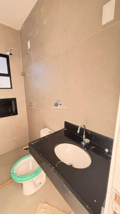 Imagem Casa com 3 Quartos à Venda, 107 m² em Guaribas - Eusébio