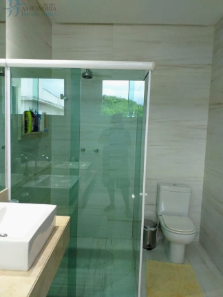 Imagem Casa com 4 Quartos para Alugar ou Temporada, 300 m² em Parque Do Jiqui - Parnamirim