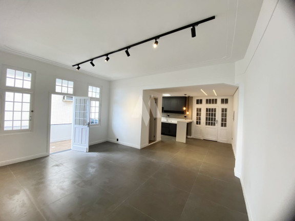Imagem Apartamento com 2 Quartos à Venda, 80 m² em Gonzaga - Santos