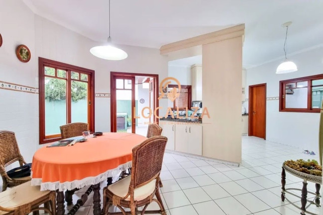 Imagem Casa com 3 Quartos à Venda, 240 m² em Urbanova - São José Dos Campos