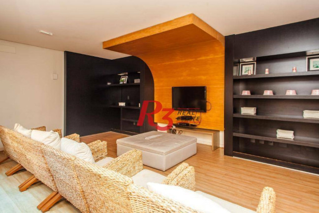 Imagem Apartamento com 4 Quartos para Alugar, 204 m² em Embaré - Santos