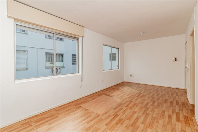 Imagem Apartamento com 1 Quarto à Venda, 32 m² em Cidade Baixa - Porto Alegre