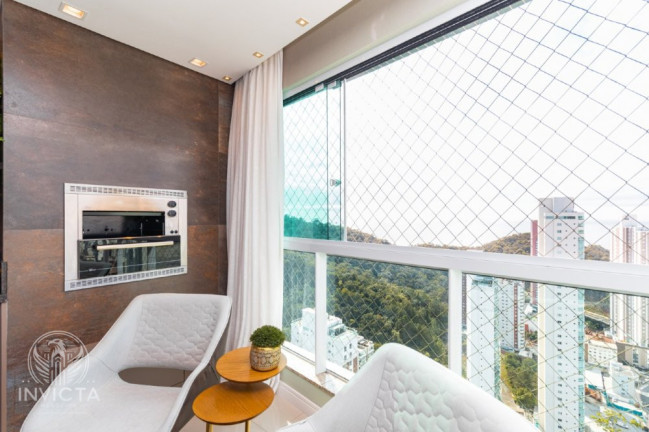Imagem Apartamento com 3 Quartos à Venda, 135 m² em Pioneiros - Balneário Camboriú Imagem Apartamento com 3 Quartos à Venda, 135 m² em Pioneiros - Balneário Camboriú