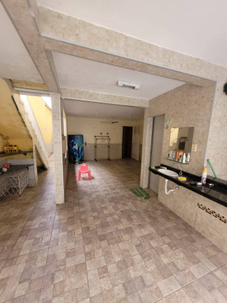 Imagem Casa com 6 Quartos à Venda, 318 m² em Henrique Jorge - Fortaleza