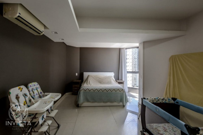 Imagem Apartamento com 3 Quartos à Venda, 184 m² em Centro - Balneário Camboriú