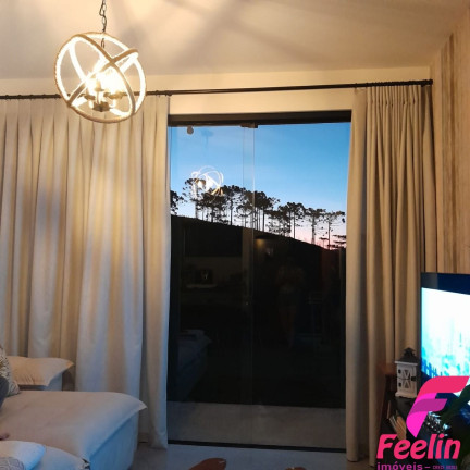 Imagem Casa com 3 Quartos à Venda, 140 m² em Florianópolis Imagem Casa com 3 Quartos à Venda, 140 m² em Florianópolis