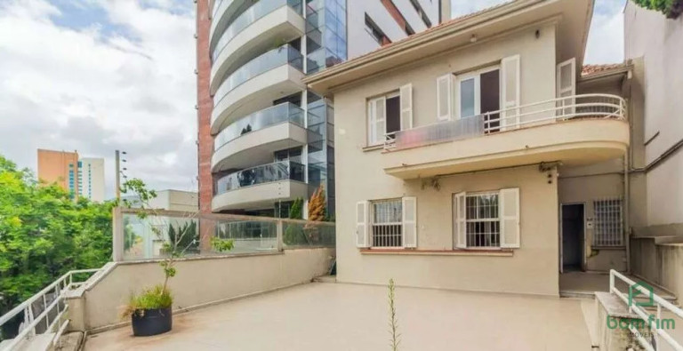 Imagem Casa com 5 Quartos à Venda, 618 m² em Moinhos De Vento - Porto Alegre