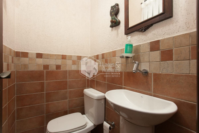 Imagem Sobrado com 4 Quartos à Venda, 205 m² em Vila Irmãos Arnoni - São Paulo