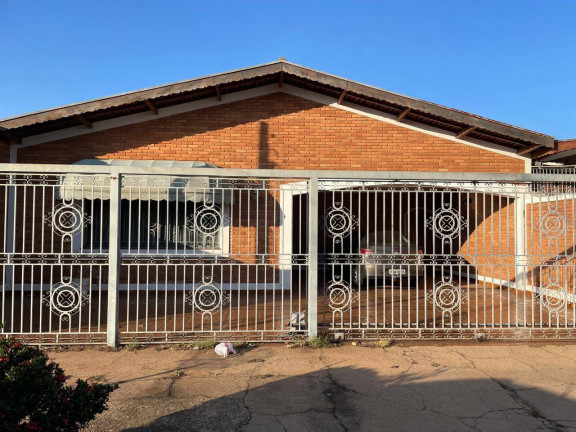 Casa com 3 Quartos à Venda,  em Jardim Santa Genebra - Campinas