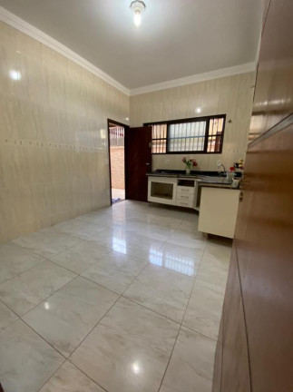 Imagem Casa com 3 Quartos à Venda, 120 m² em Caiçara - Praia Grande Imagem Casa com 3 Quartos à Venda, 120 m² em Caiçara - Praia Grande