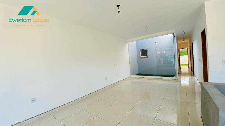 Imagem Casa com 3 Quartos à Venda, 130 m² em Canjica (terra Preta) - Mairiporã