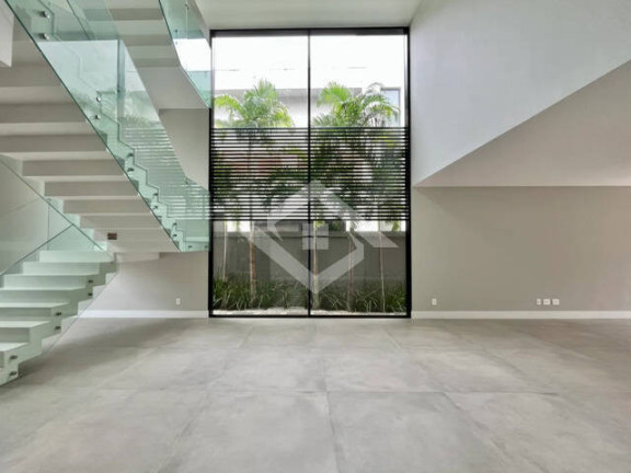 Imagem Casa com 5 Quartos à Venda, 622 m² em Barra Da Tijuca - Rio De Janeiro Imagem Casa com 5 Quartos à Venda, 622 m² em Barra Da Tijuca - Rio De Janeiro