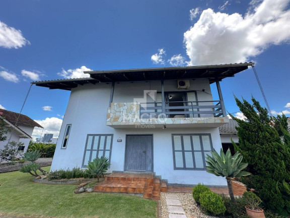 Imagem Casa com 3 Quartos à Venda, 226 m² em Rau - Jaraguá Do Sul