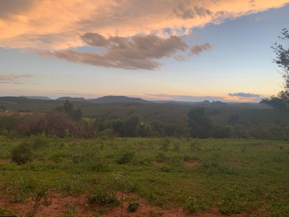 Imagem Chácara à Venda, 20.000 m² em Tres Pedras - Bofete Imagem Chácara à Venda, 20.000 m² em Tres Pedras - Bofete