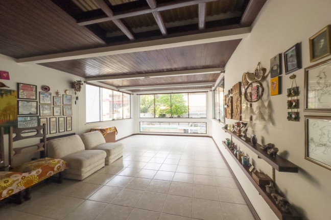 Imagem Casa com 3 Quartos à Venda, 285 m² em Bela Vista - Porto Alegre