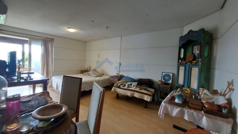 Imagem Sobrado com 3 Quartos à Venda, 325 m² em Vila Assunção - Porto Alegre