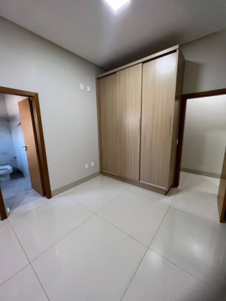 Imagem Casa com 4 Quartos à Venda, 245 m² em Residencial Anaville - Anápolis