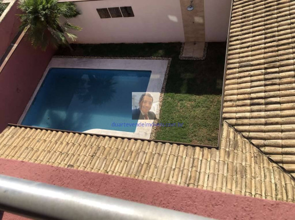 Imagem Casa de Condomínio com 4 Quartos à Venda, 347 m² em Barueri