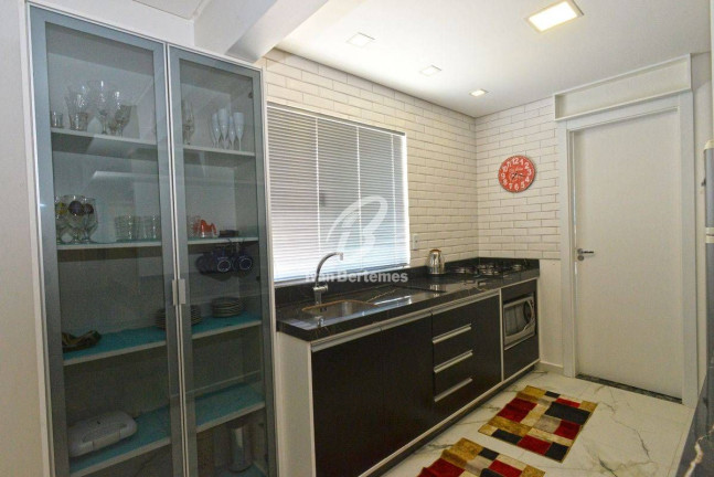 Imagem Apartamento com 3 Quartos para Temporada, em Mariscal - Bombinhas Imagem Apartamento com 3 Quartos para Temporada, em Mariscal - Bombinhas