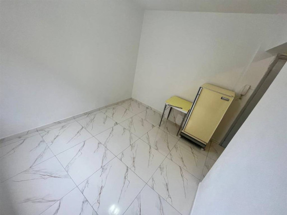 Imagem Kitnet à Venda, 18 m² em Ocian - Praia Grande Imagem Kitnet à Venda, 18 m² em Ocian - Praia Grande