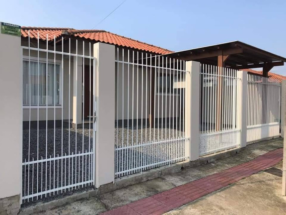 Casa com 2 Quartos à Venda,  em Universitário - Tijucas